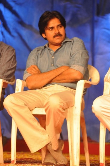 Pawan-Kalyan-at-Bakthi-TV-Koti-Deepotsavam-Event